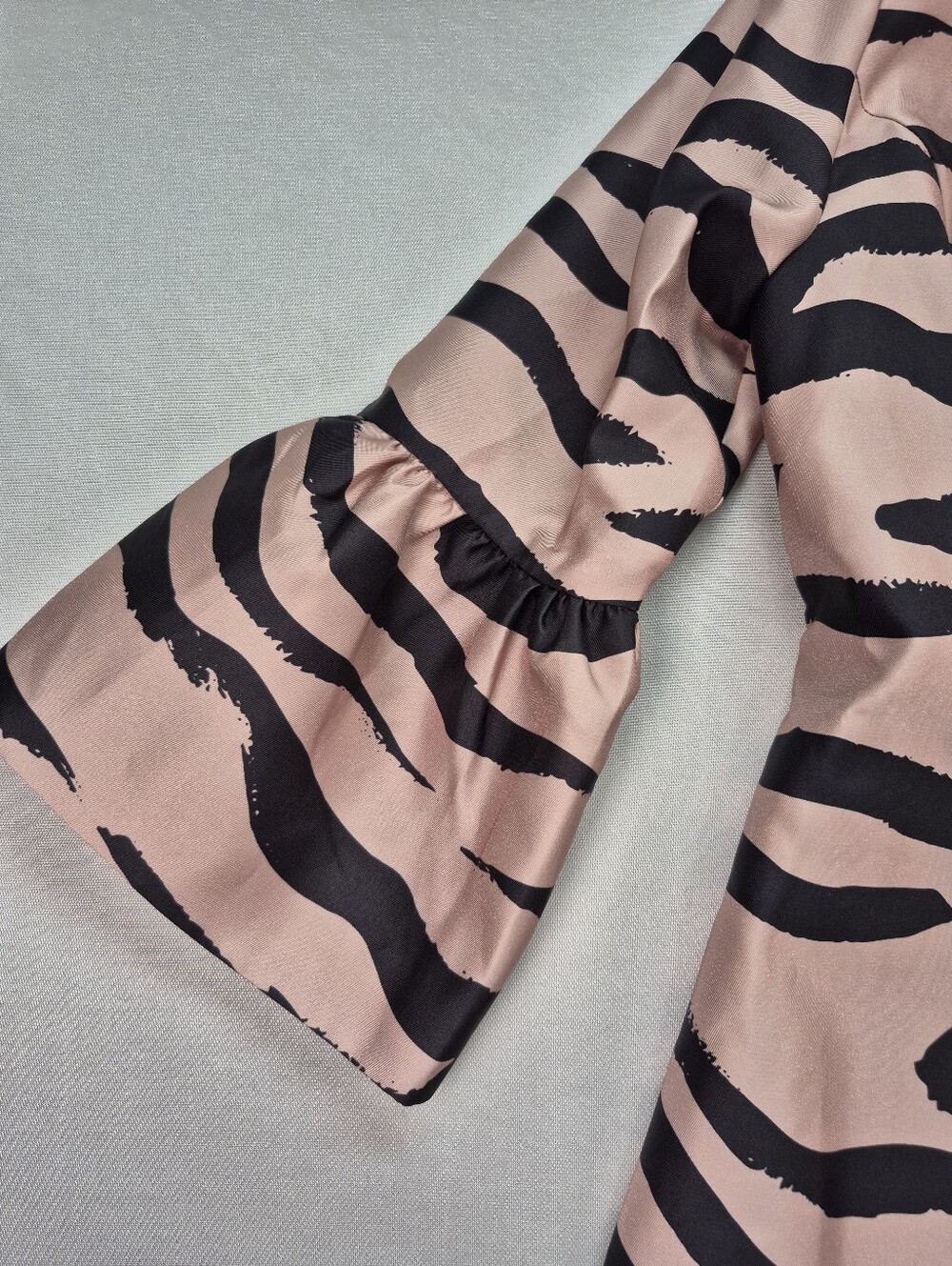 Ashro Women's Med Tiger Stripe Bell Sleeve Jacket Dress Lightly Lined  NWT $150 - Picture 8 of 16